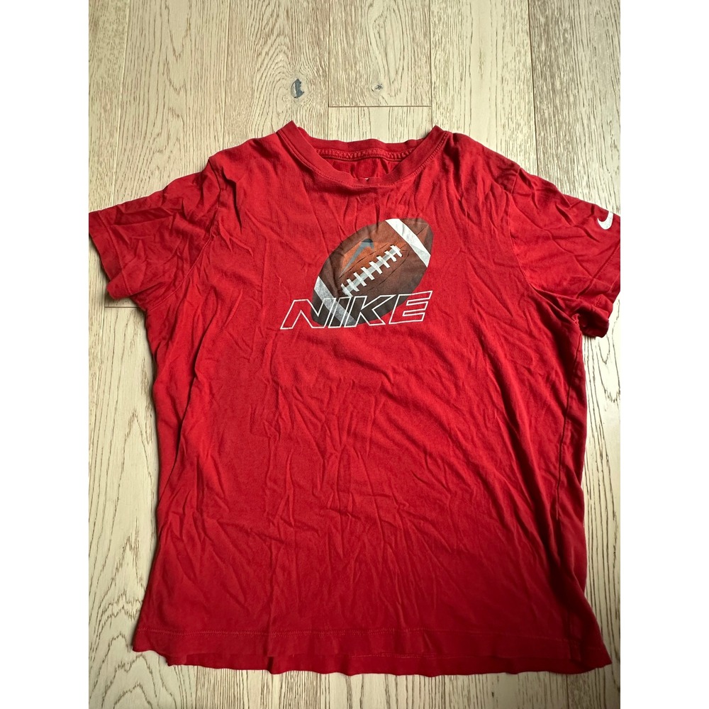 Nike Boys Red Football Graphic T-Shirt Short Sleeve Crewneck Size Large L 14-16